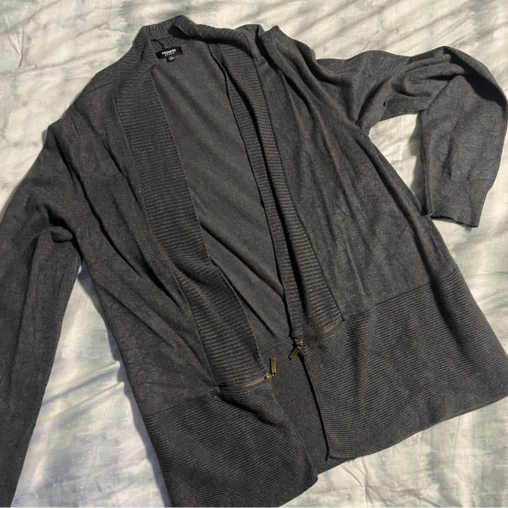 Gray Premise Studio Open Sweater with zipper detail, size Large